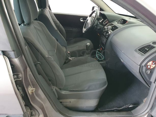 Renault Mégane 1.5DCI · Ano 2004