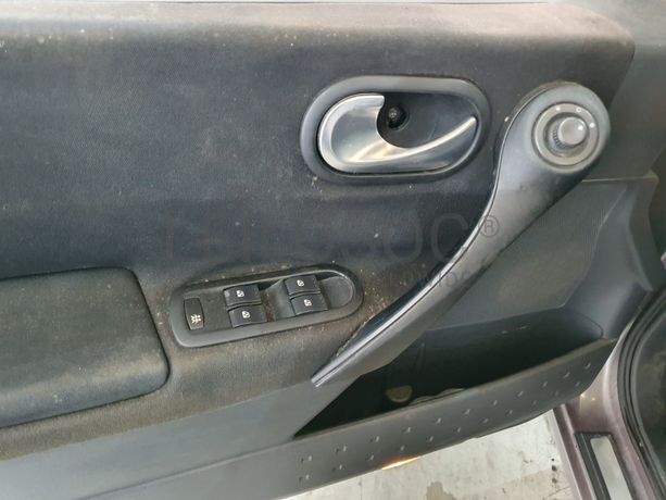 Renault Mégane 1.5DCI · Ano 2004