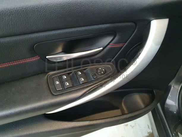 BMW 320D · Ano 2013