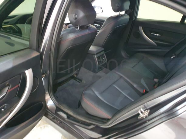 BMW 320D · Ano 2013