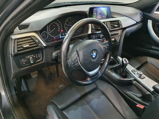 BMW 320D · Ano 2013