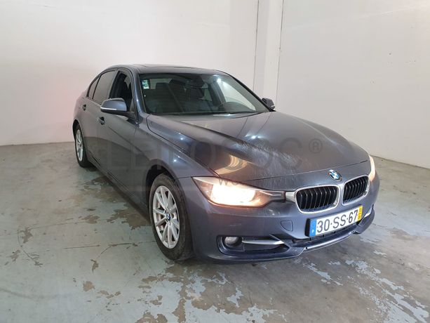 BMW 320D · Ano 2013