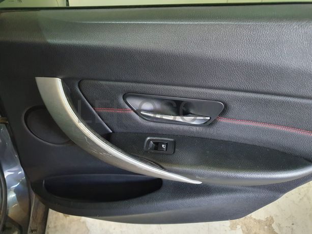 BMW 320D · Ano 2013