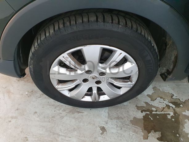 Renault Captur 1.5 DCI · Ano 2014