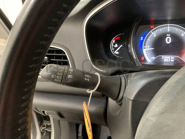 Renault Mégane 1.5 · Ano 2016