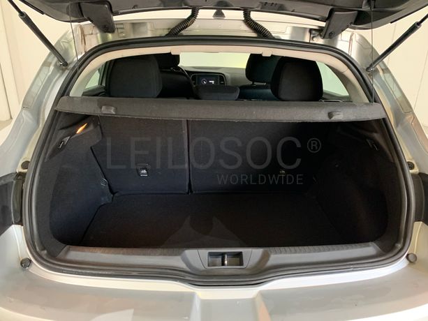 Renault Mégane 1.5 · Ano 2016