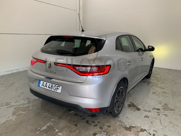 Renault Mégane 1.5 · Ano 2016