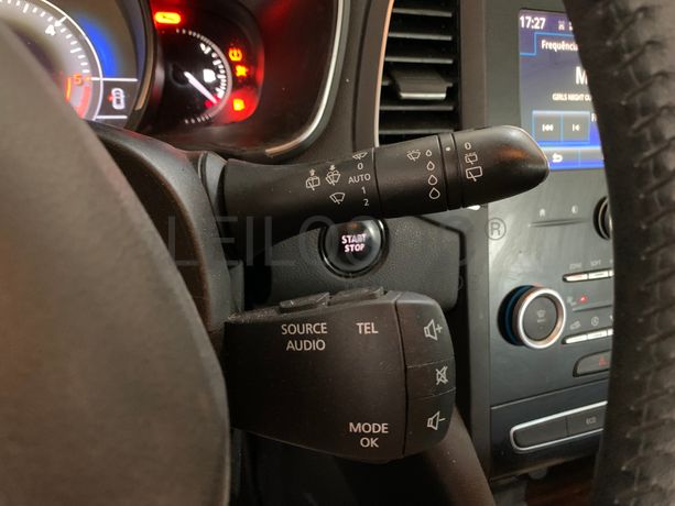 Renault Mégane 1.5 · Ano 2016