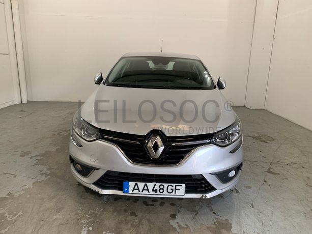 Renault Mégane 1.5 · Ano 2016