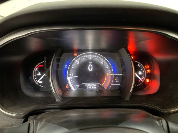 Renault Mégane 1.5 · Ano 2016