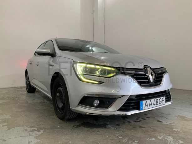 Renault Mégane 1.5 · Ano 2016