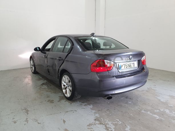 BMW 318D · Ano 2008