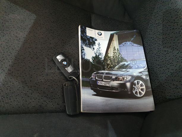 BMW 318D · Ano 2008