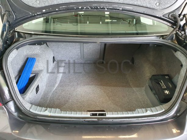 BMW 318D · Ano 2008