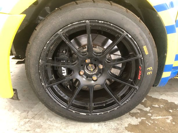 Renault Clio · Ano 2001