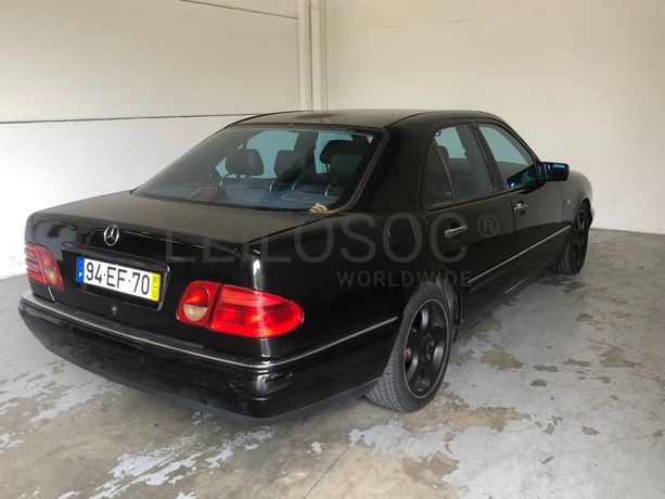 Mercedes-Benz E300 · Ano 1997