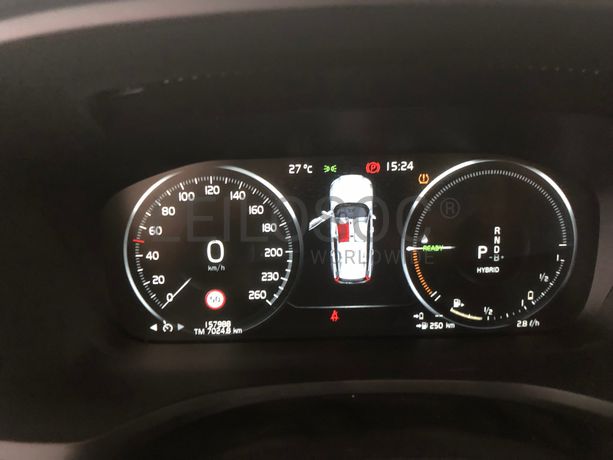 Volvo V60 2.0 T8 AWD TE Inscription · Ano 2019