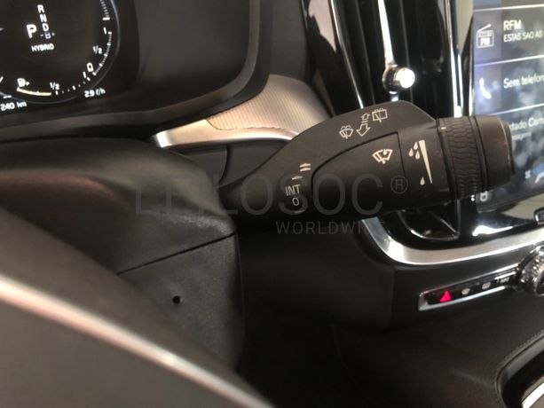 Volvo V60 2.0 T8 AWD TE Inscription · Ano 2019