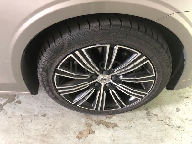 Volvo V60 2.0 T8 AWD TE Inscription · Ano 2019