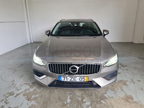 Volvo V60 2.0 T8 AWD TE Inscription · Ano 2019