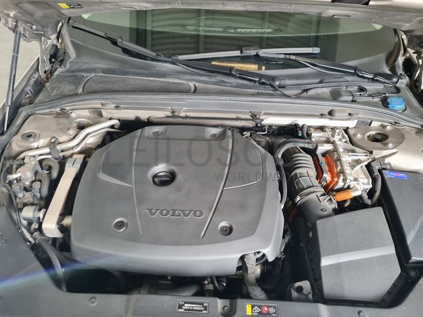 Volvo V60 2.0 T8 AWD TE Inscription · Ano 2019