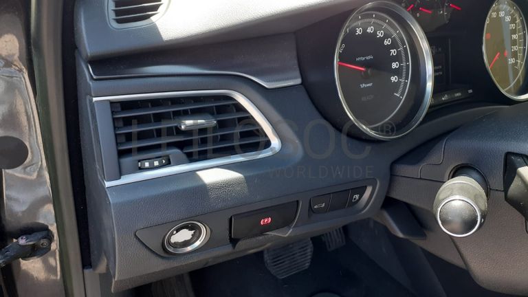 Peugeot 508 SW 2.0 HDI RXH Hybrid · Ano 2012