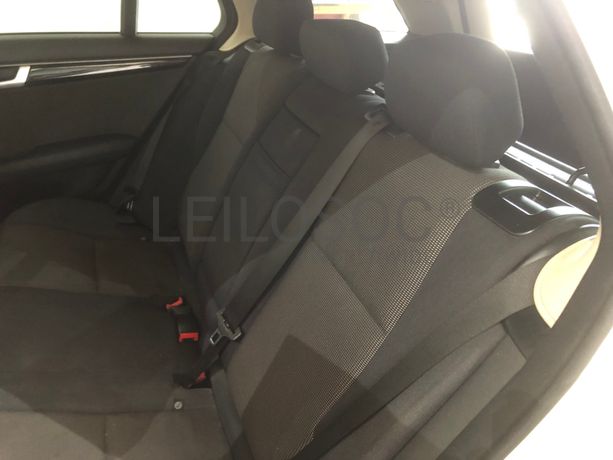 Mercedes-Benz C200 CDI · Ano 2012