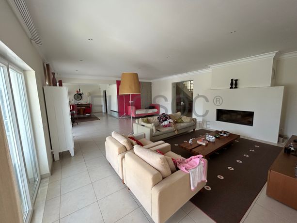 Moradia V4 c/ Piscina · Carvoeiro, Lagoa