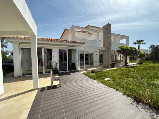 Moradia V4 c/ Piscina · Carvoeiro, Lagoa