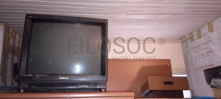 Armoires, Meubles, Imprimantes, Refrigerateur (salle8)