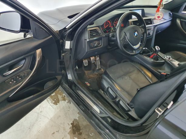 BMW 320D · Ano 2013