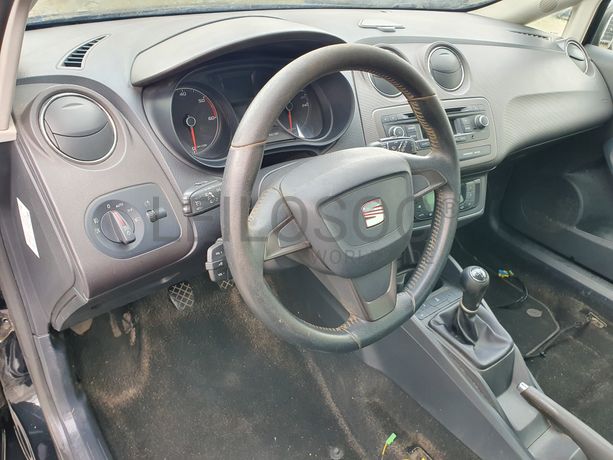 Seat Ibiza 1.2 TDI · Ano 2013