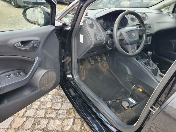 Seat Ibiza 1.2 TDI · Ano 2013