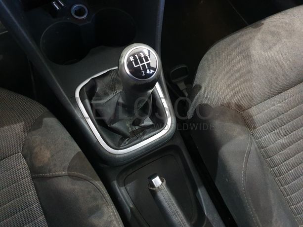 Volkswagen Polo 1.2 TDI · Ano 2012