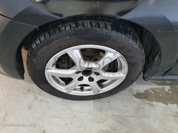 Volkswagen Polo 1.2 TDI · Ano 2012