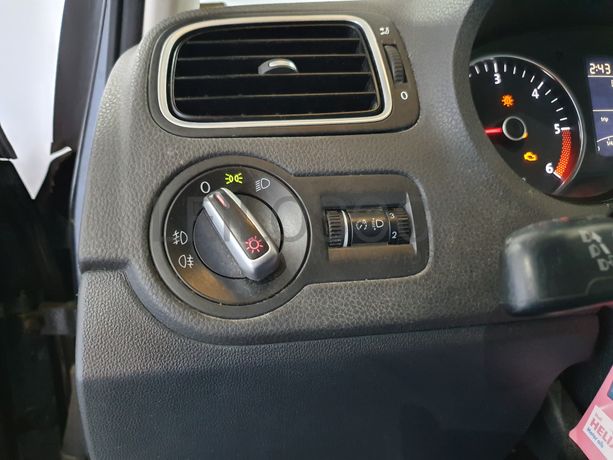 Volkswagen Polo 1.2 TDI · Ano 2012