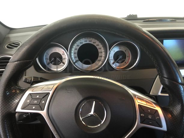 Mercedes-Benz AMG C250 CDI · Ano 2011