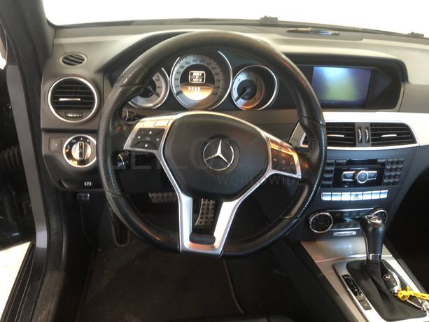Mercedes-Benz AMG C250 CDI · Ano 2011