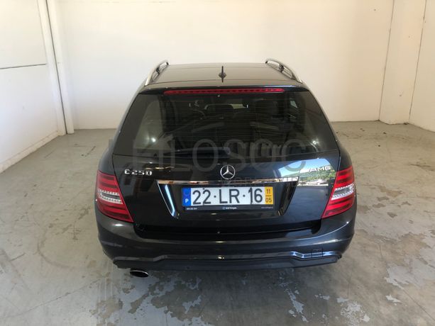 Mercedes-Benz AMG C250 CDI · Ano 2011
