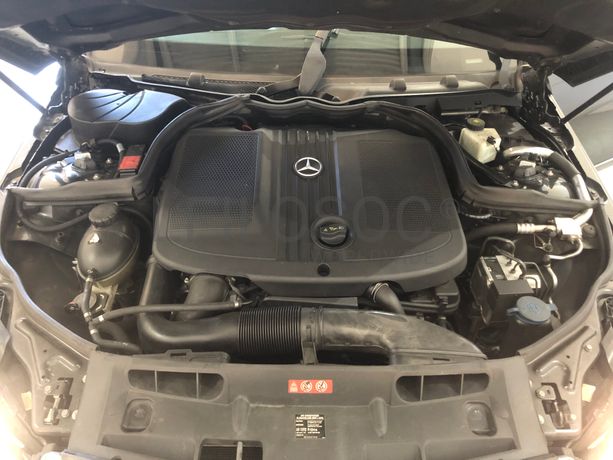Mercedes-Benz AMG C250 CDI · Ano 2011