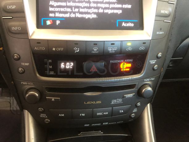 Lexus IS220D · Ano 2006