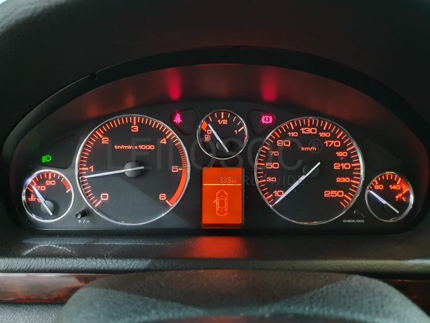 Peugeot 407 · Ano 2005