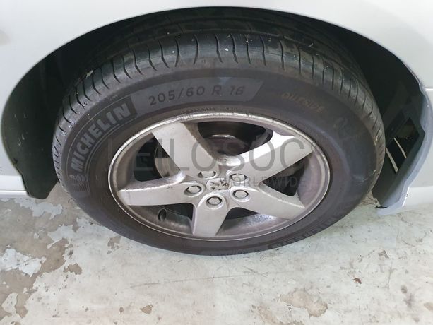 Peugeot 407 · Ano 2005