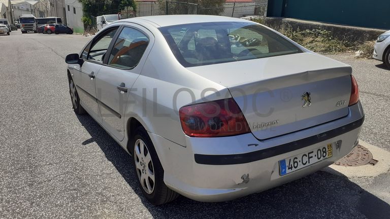 Peugeot 407