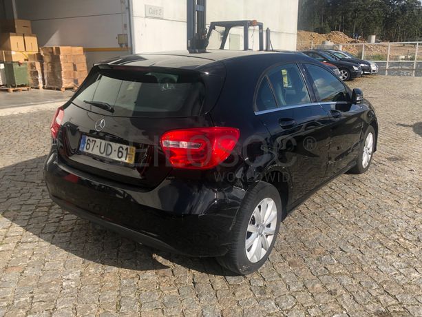 Mercedes-Benz A180 CDI · Ano 2014