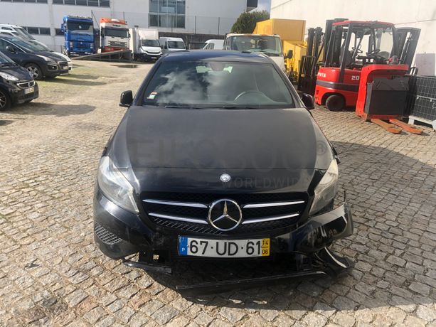 Mercedes-Benz A180 CDI · Ano 2014