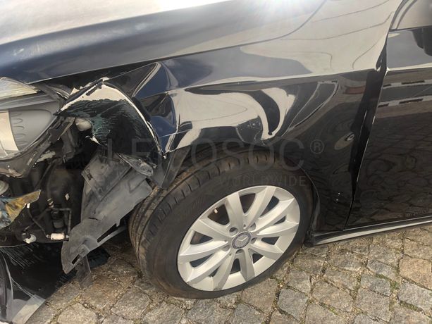 Mercedes-Benz A180 CDI · Ano 2014