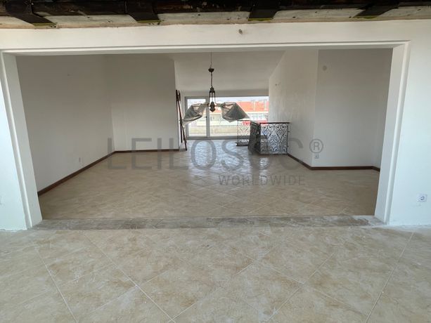 Apartamento T2 Duplex · Espinho