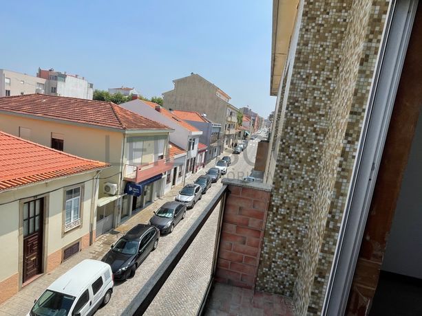 Apartamento T2 Duplex · Espinho