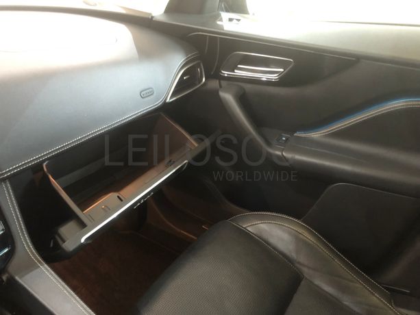 Jaguar F Pace 2.0 I4D · Ano 2016